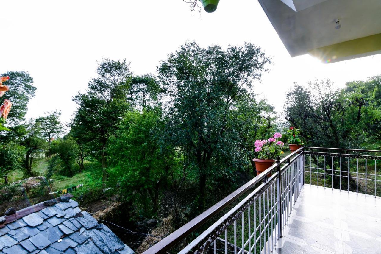 Oyo Home 13409 Cozy Stay Dharamshala Exterior photo