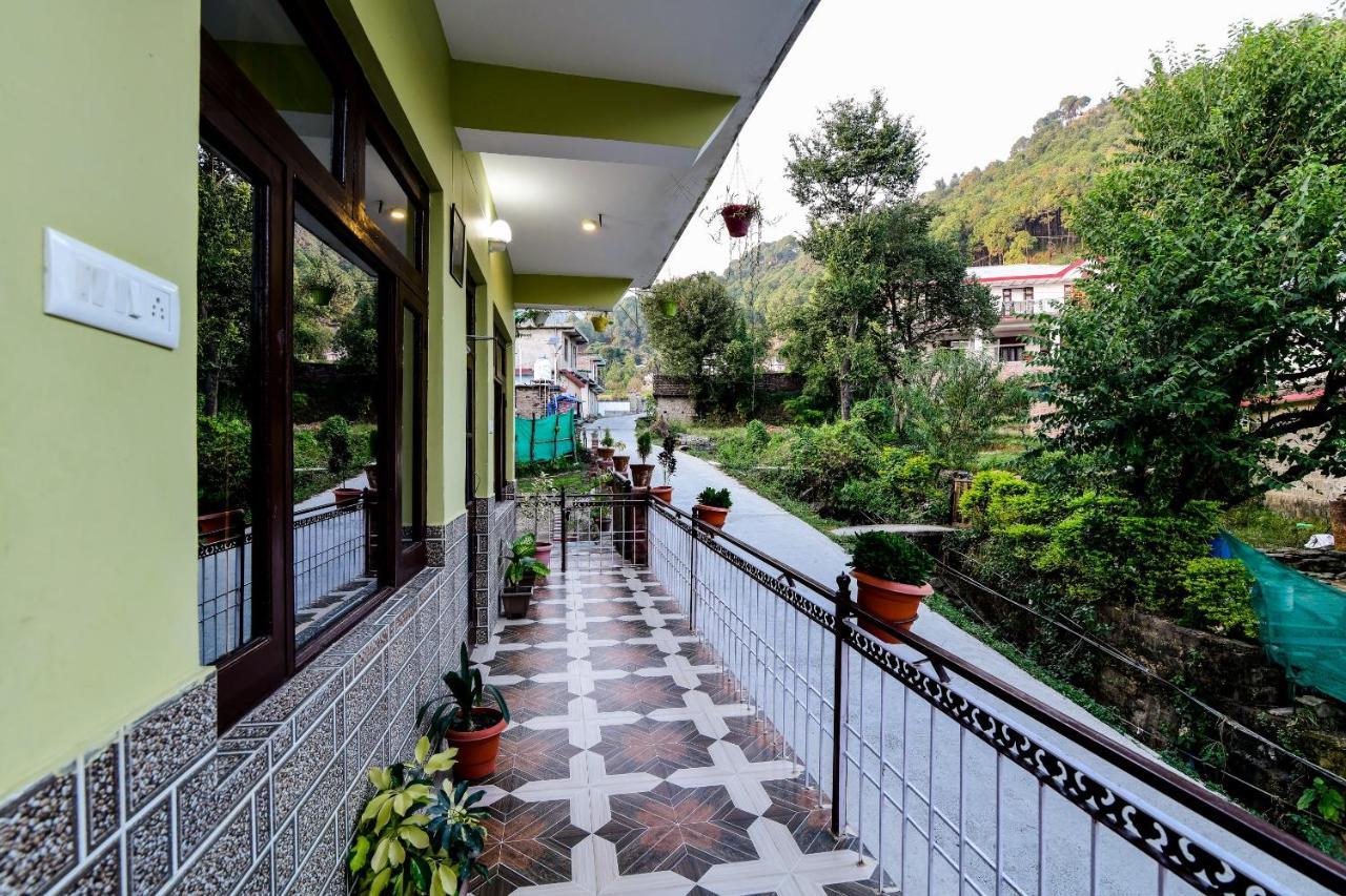 Oyo Home 13409 Cozy Stay Dharamshala Exterior photo