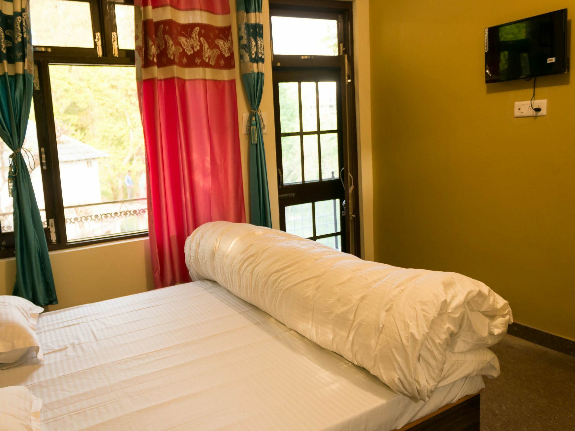 Oyo Home 13409 Cozy Stay Dharamshala Exterior photo